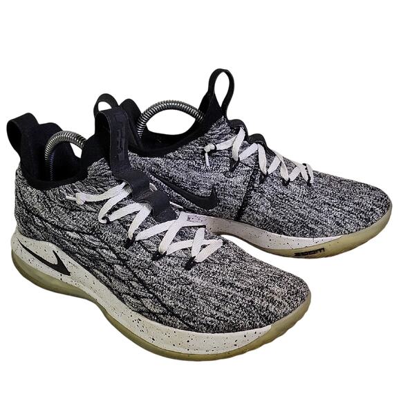 Nike Lebron 15  Low EP Ashes Black and White Sneakers Mens Size 8